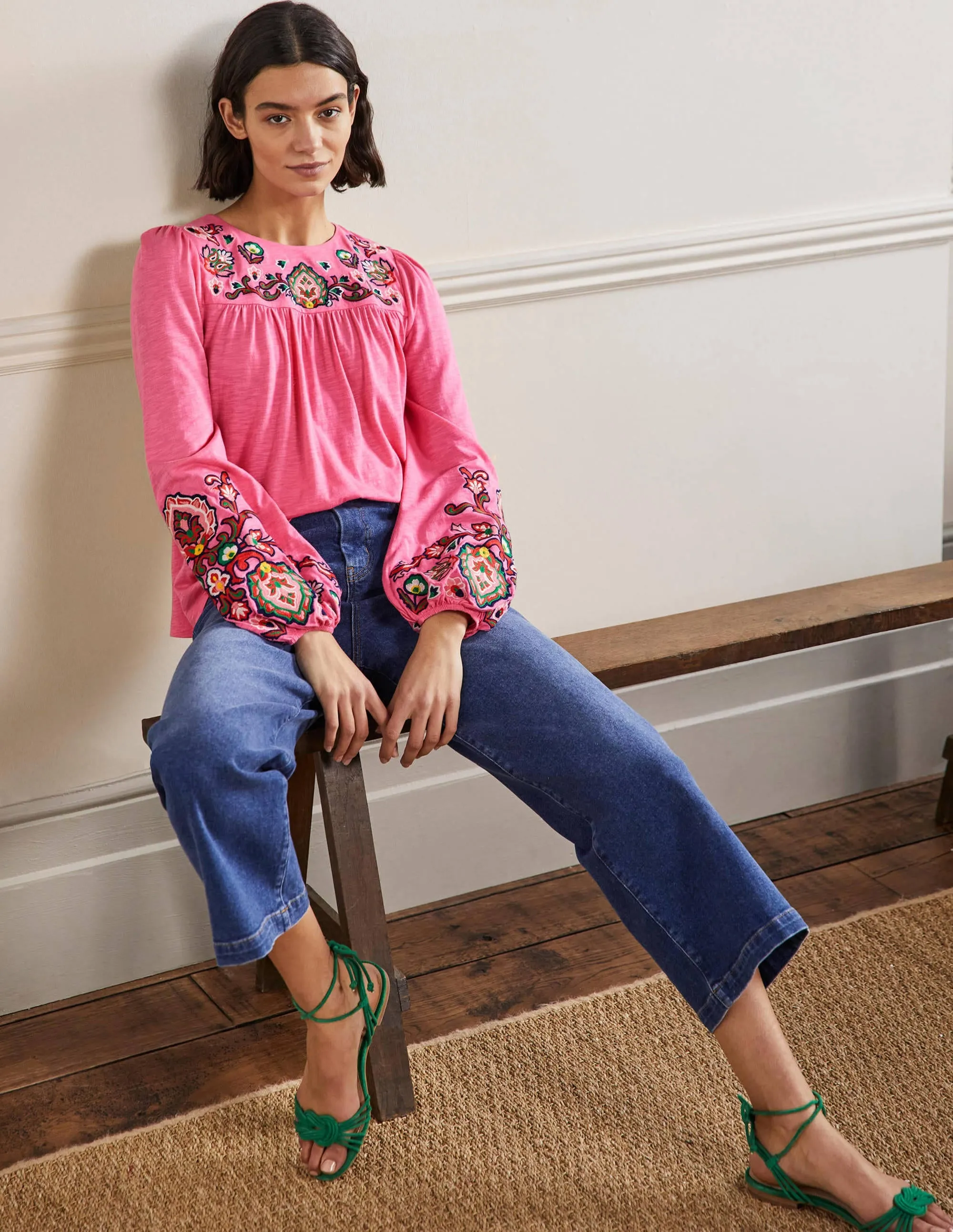 Embroidered Blouson Jersey Top-Azalea